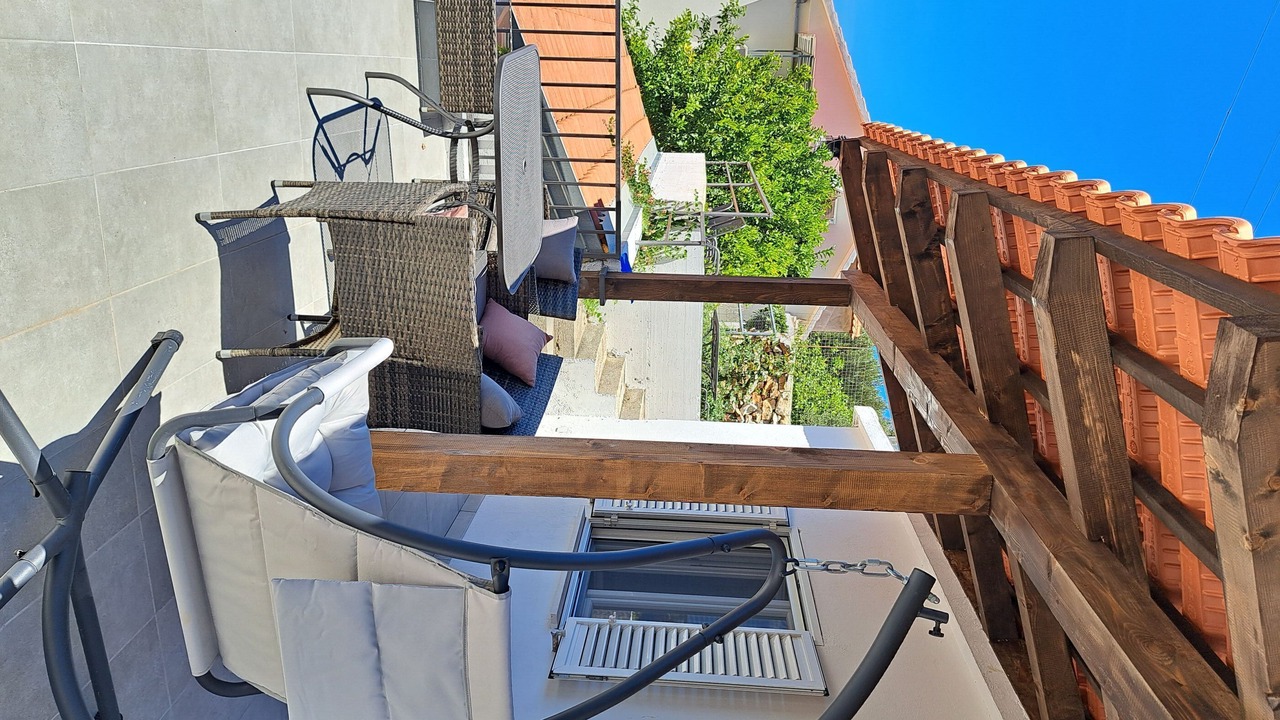 Photo of Patio Balcony in Ubli