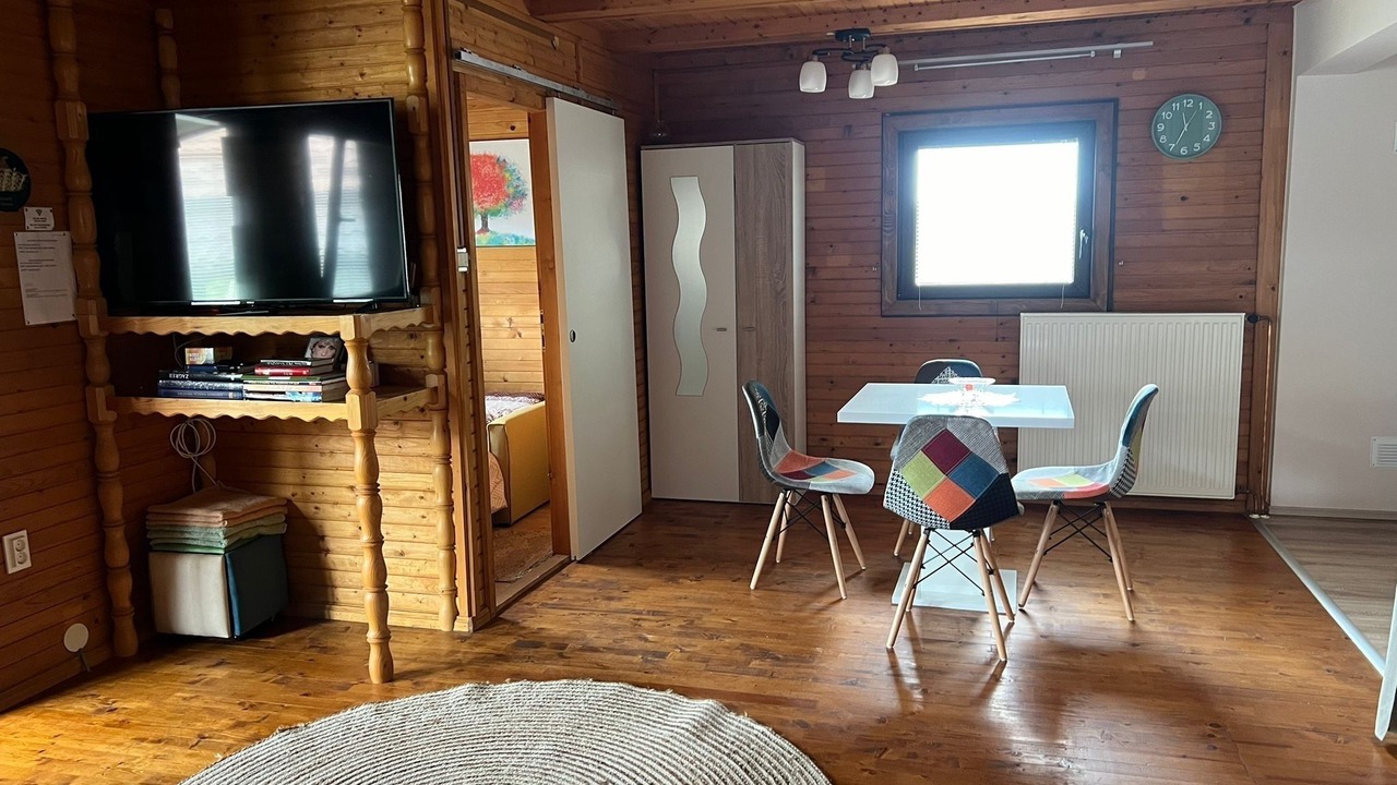 Photo of Bedroom in Mace