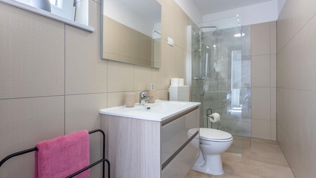 Photo of Bathroom in Brgod