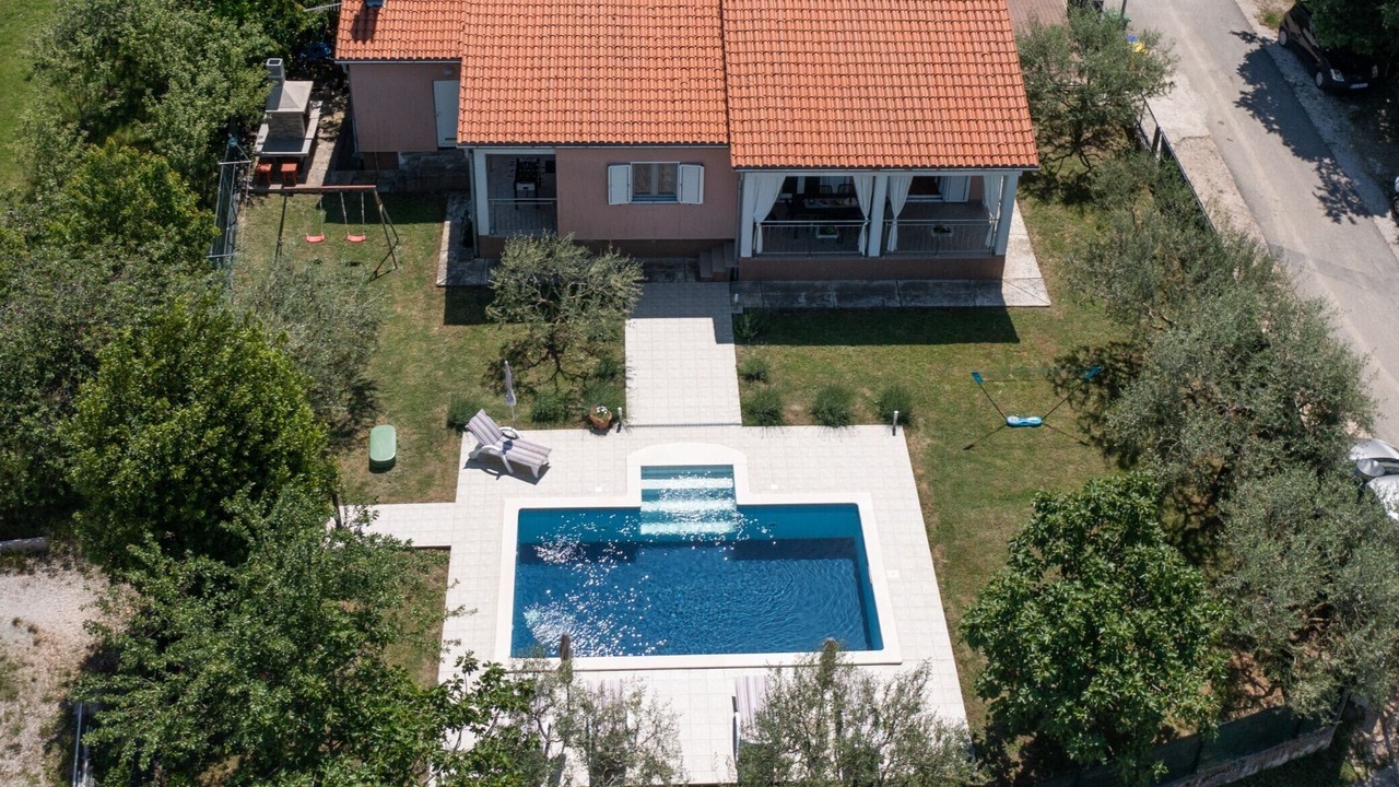 Photo of Outdoor in Rogocana