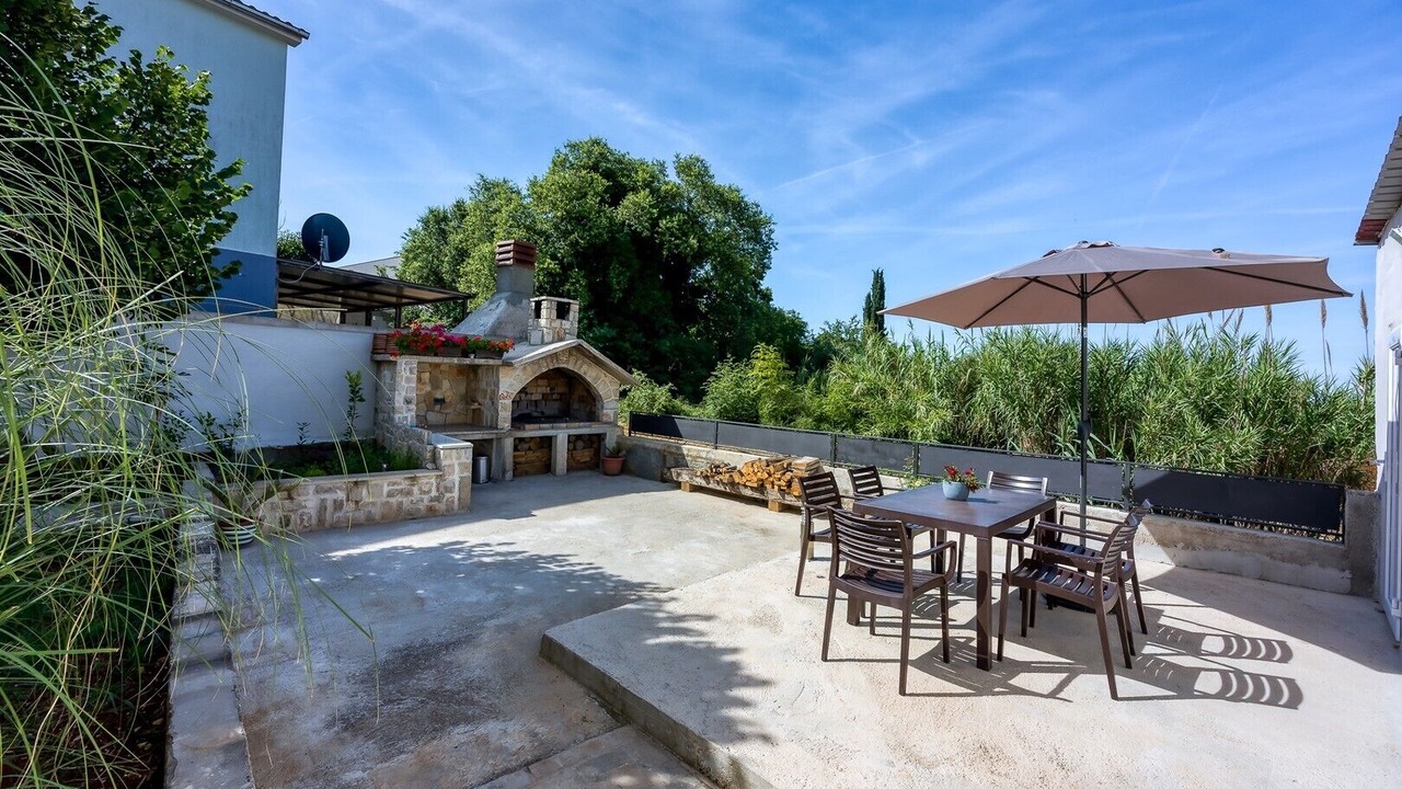 Photo of Outdoor in Antonci