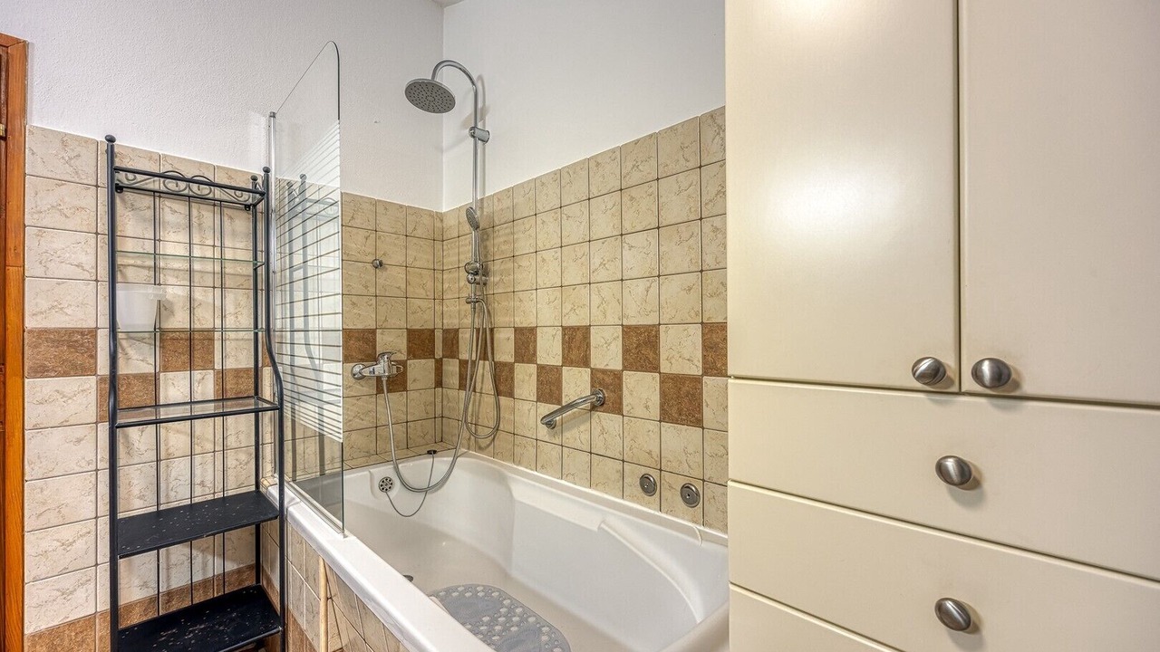 Photo of Bathroom in Heki