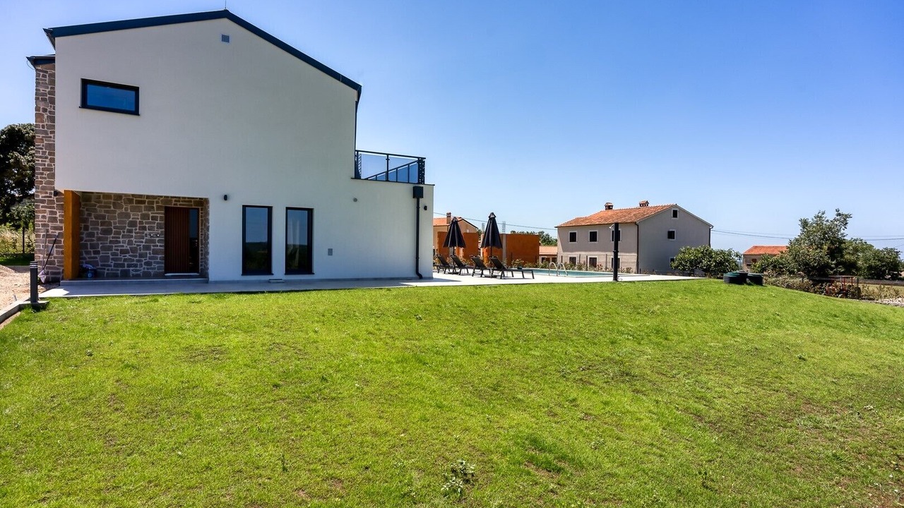 Photo of Outdoor in Selina