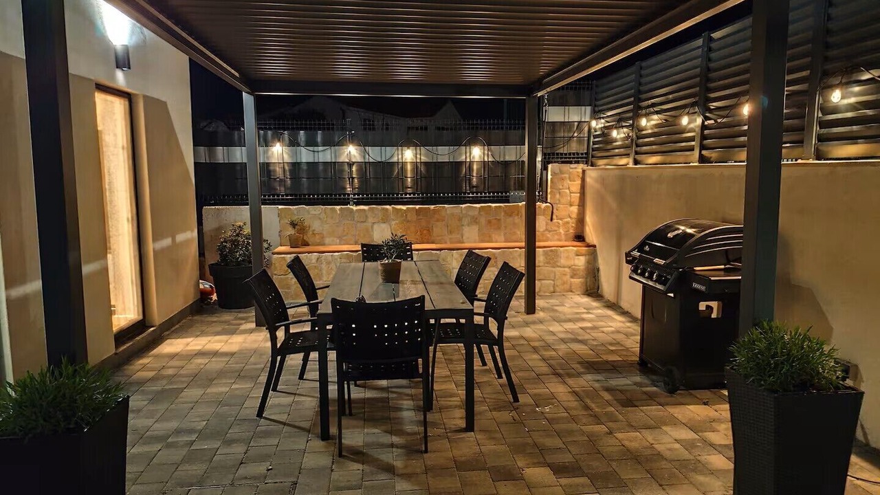 Photo of Outdoor in Sreser