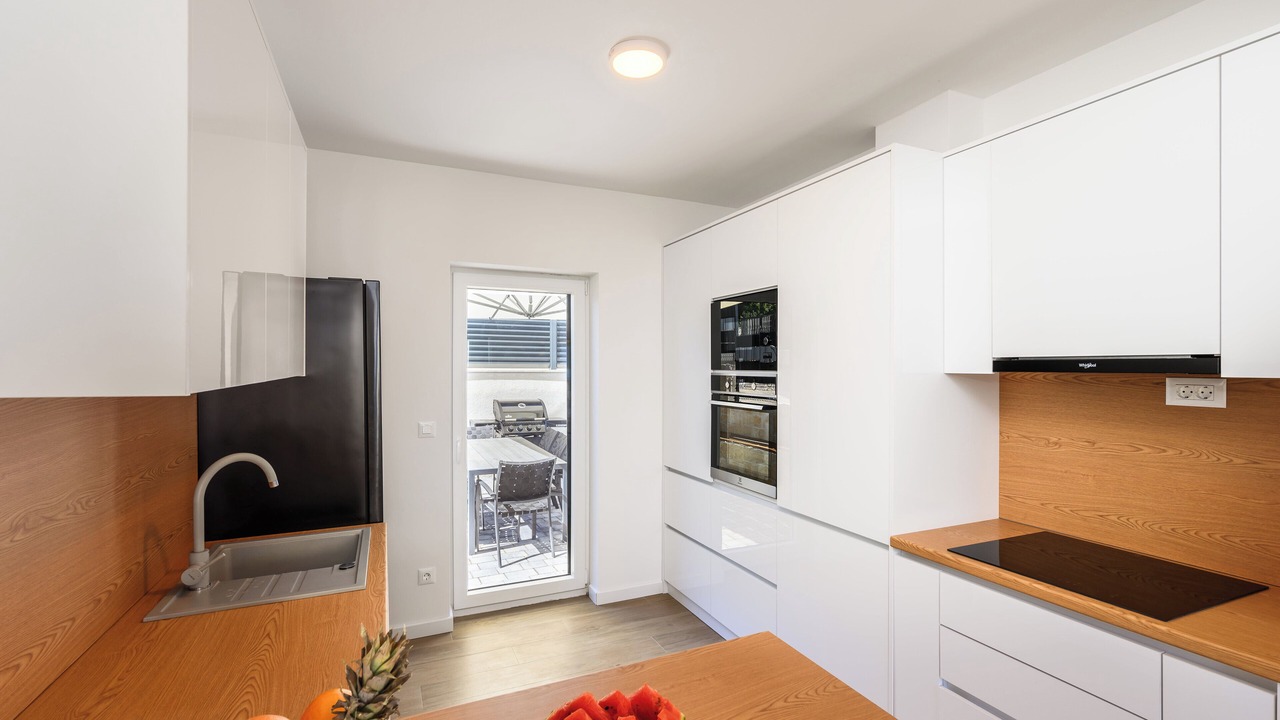 Photo of Kitchen in Sreser