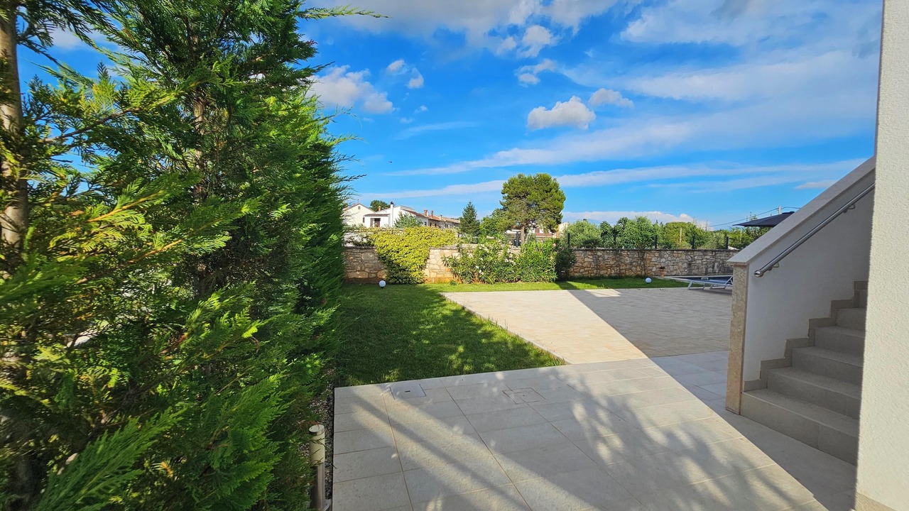 Photo of Outdoor in Matohanci
