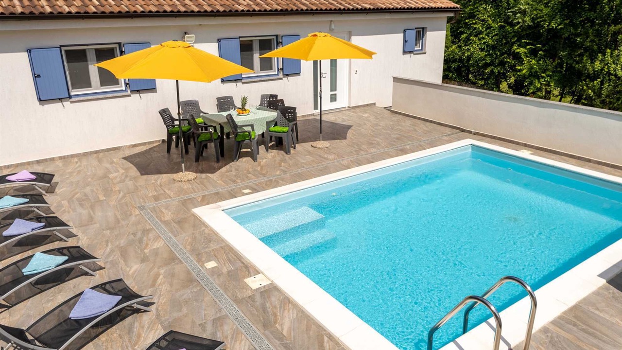 Photo of Outdoor in Gabonjin