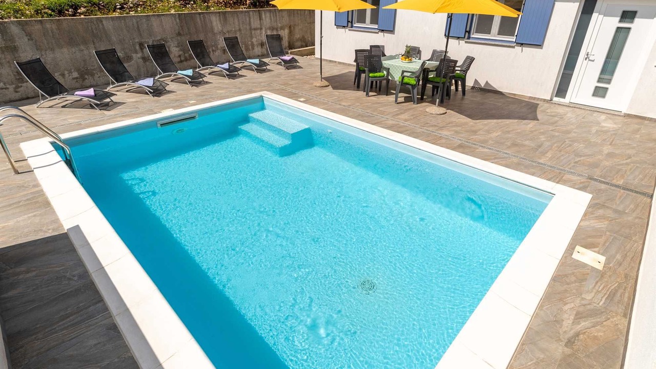 Photo of Outdoor in Gabonjin