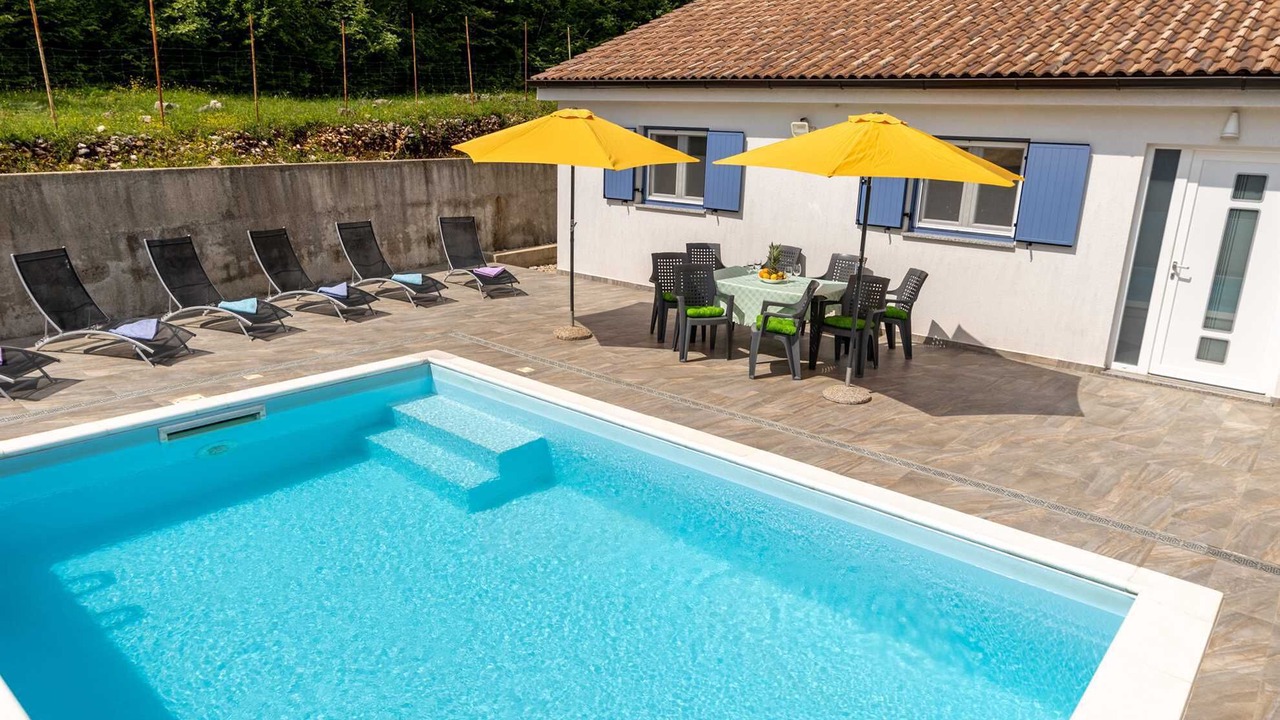 Photo of Outdoor in Gabonjin