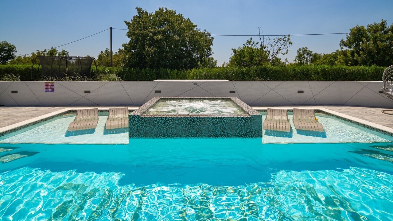 Photo of Outdoor in Oklaj