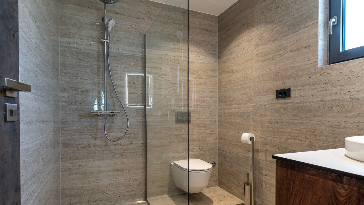 Photo of Bathroom in Oklaj