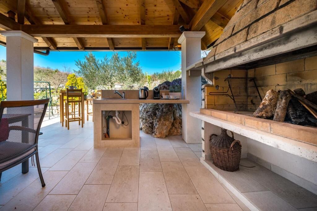 Photo of Patio Balcony in Orasac