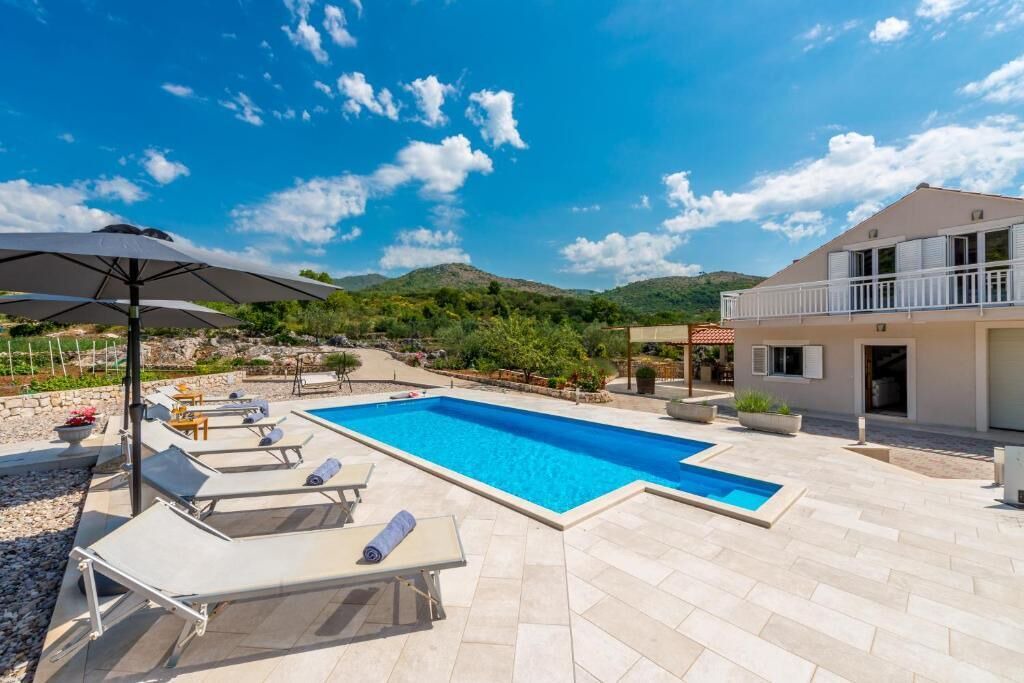 Photo of Outdoor in Orasac