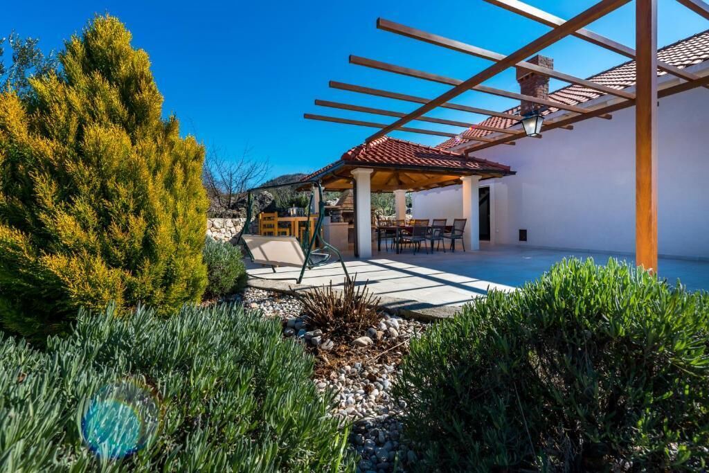 Photo of Patio Balcony in Orasac