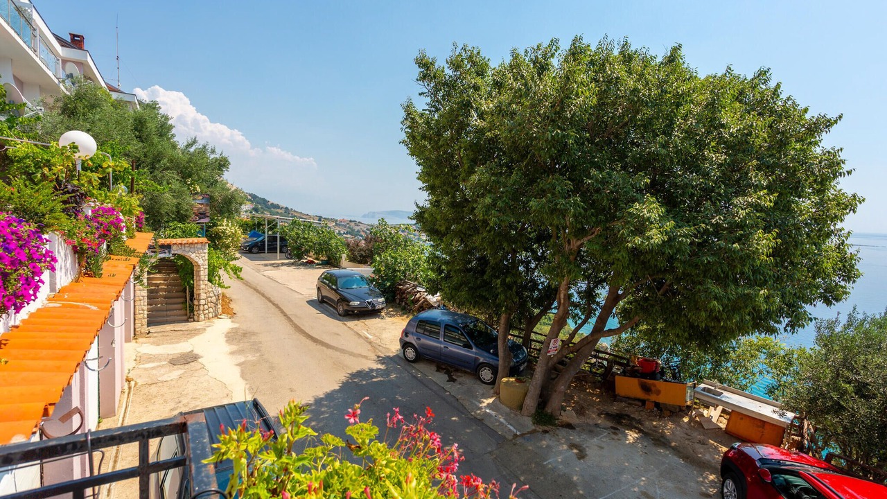 Photo of Others in Stara Baska