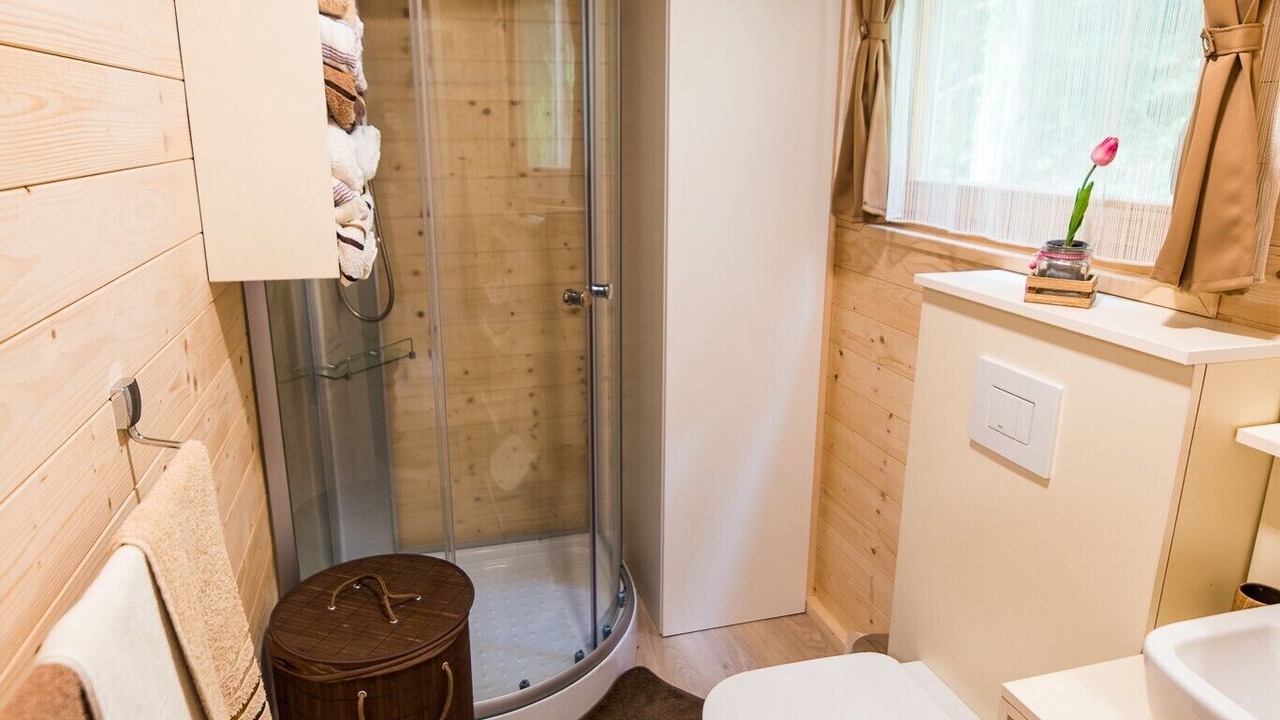 Photo of Bathroom in Marindol