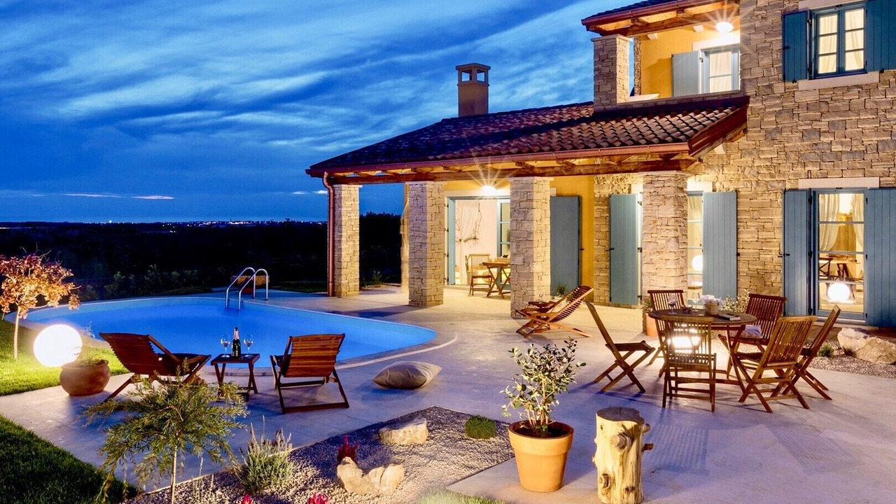 Photo of Outdoor in Vardica