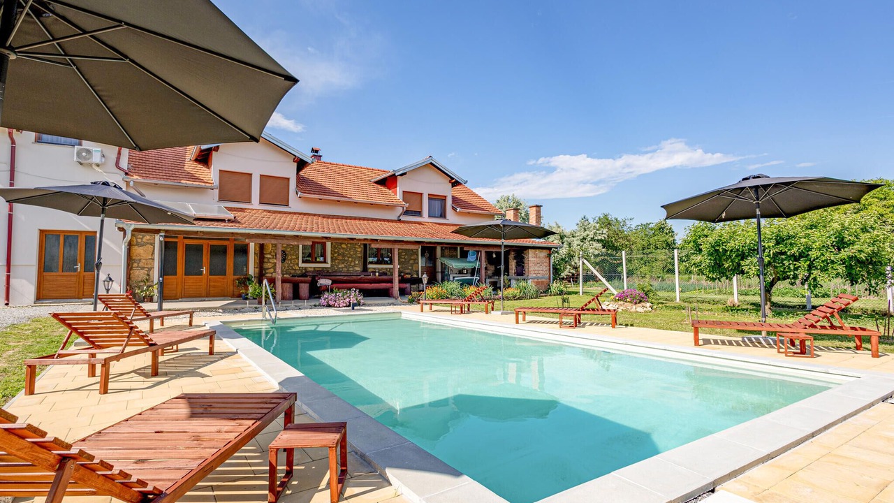 Photo of Outdoor in Velika