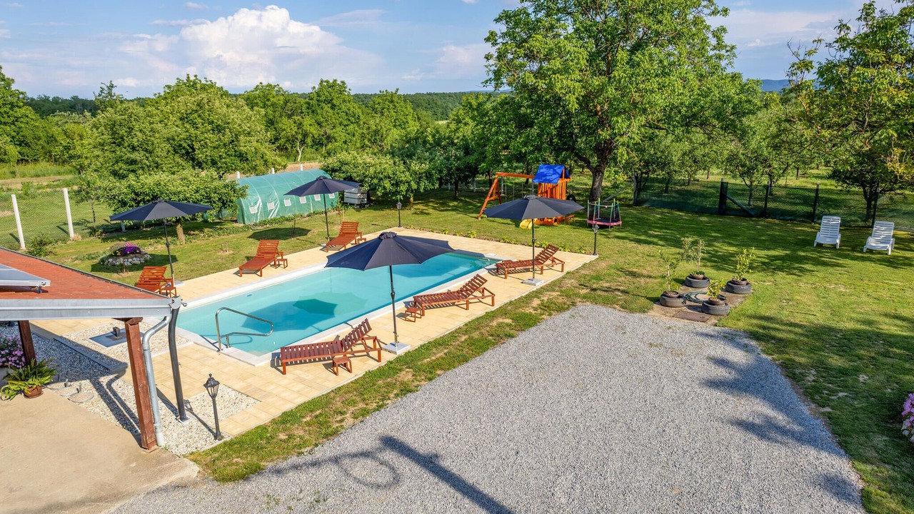Photo of Outdoor in Velika