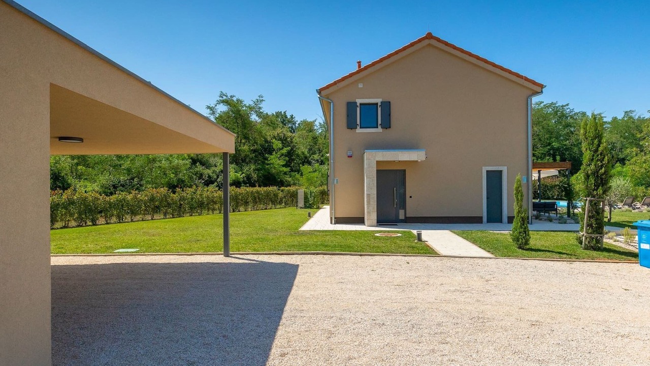 Photo of Others in Lasici