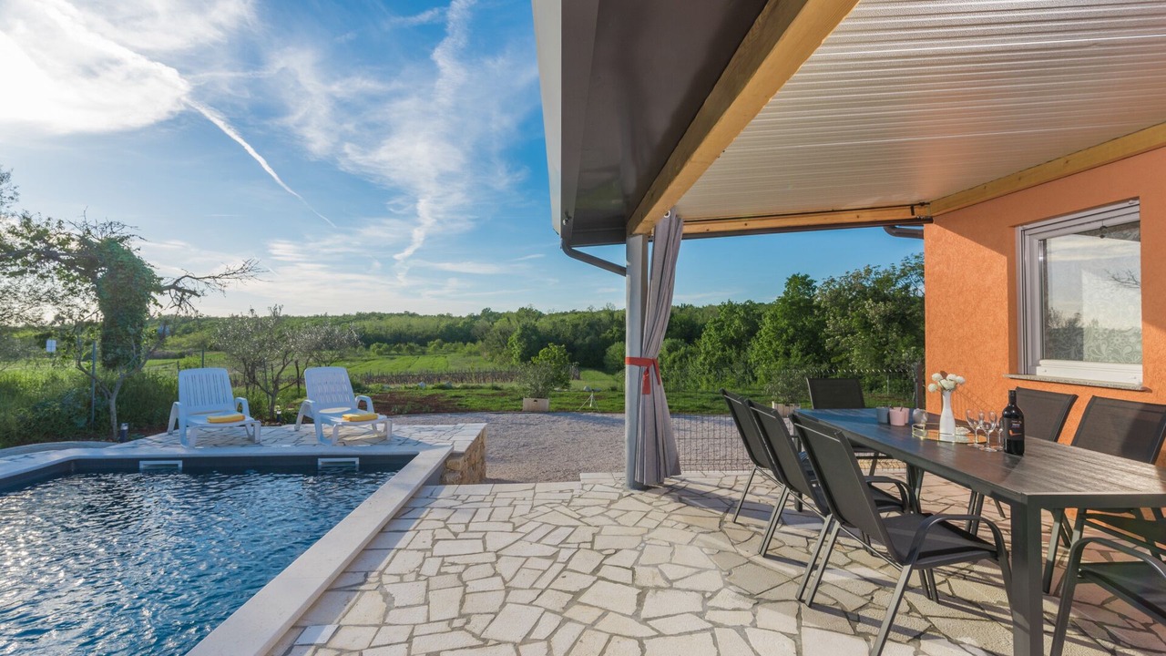 Photo of Outdoor in Radini
