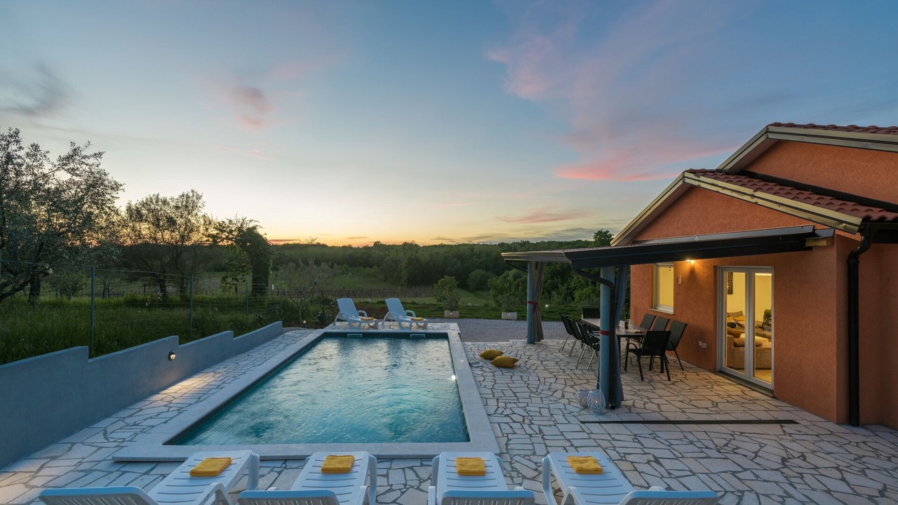 Photo of Outdoor in Radini