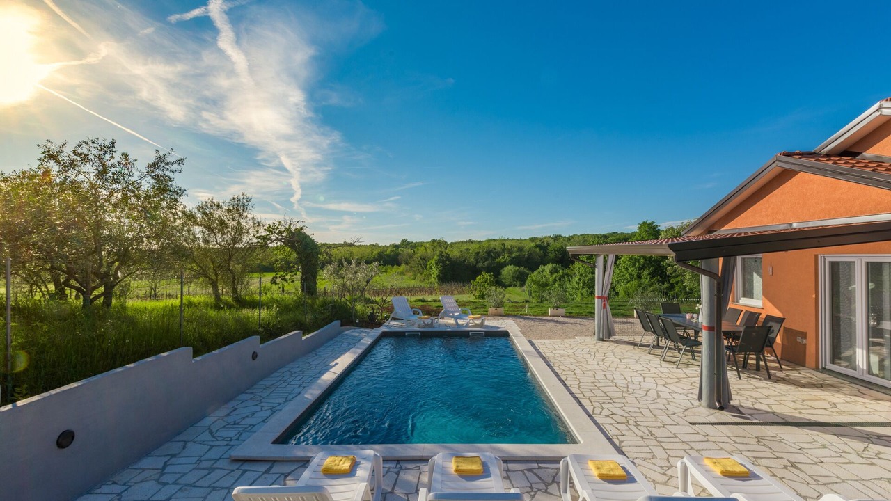 Photo of Outdoor in Radini