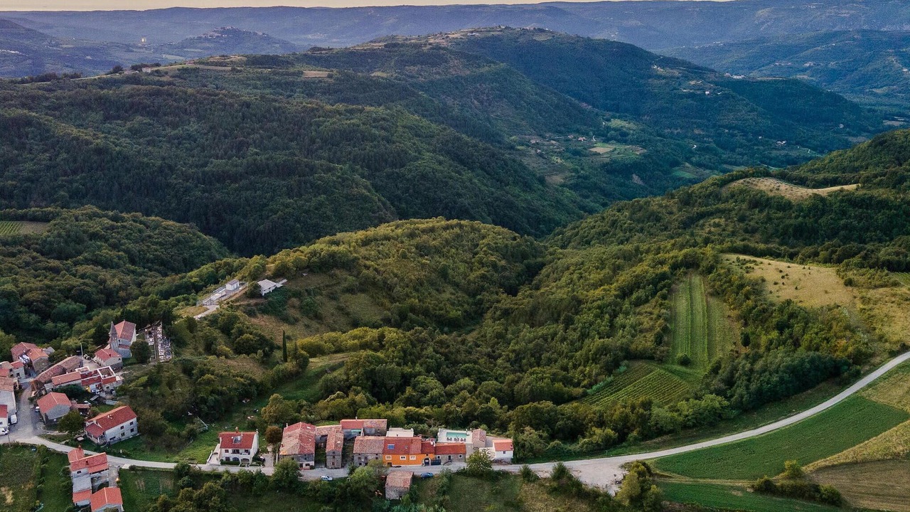 Photo of Others in Kircija