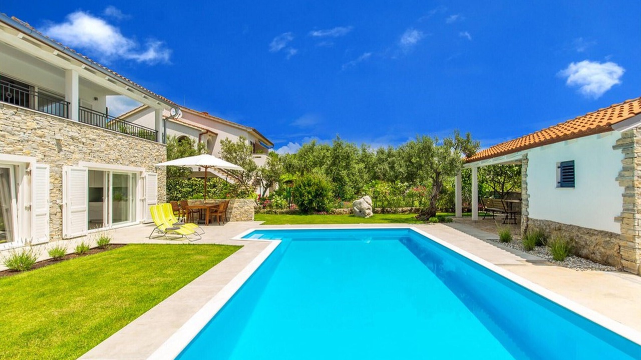 Photo of Outdoor in Kornic