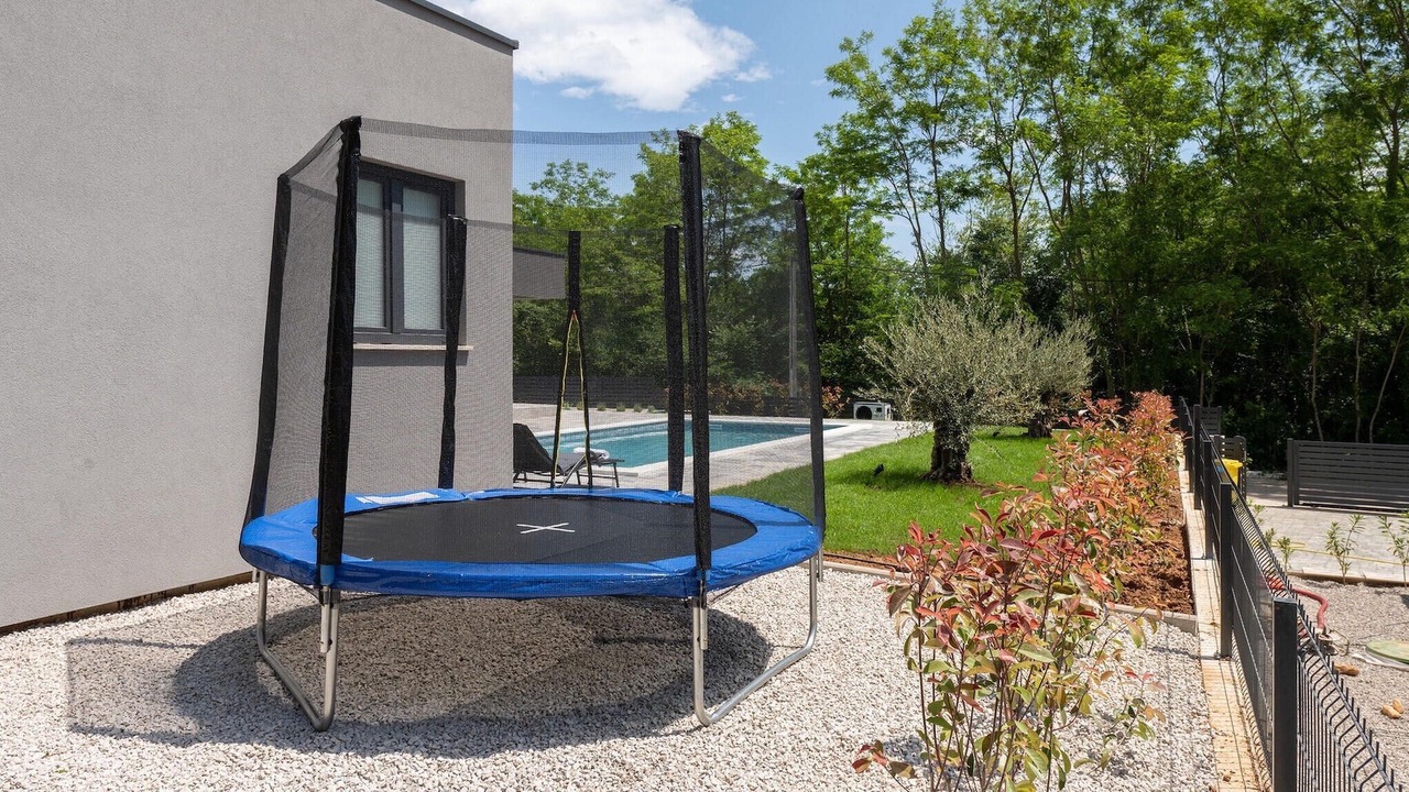 Photo of Others in Zupanici