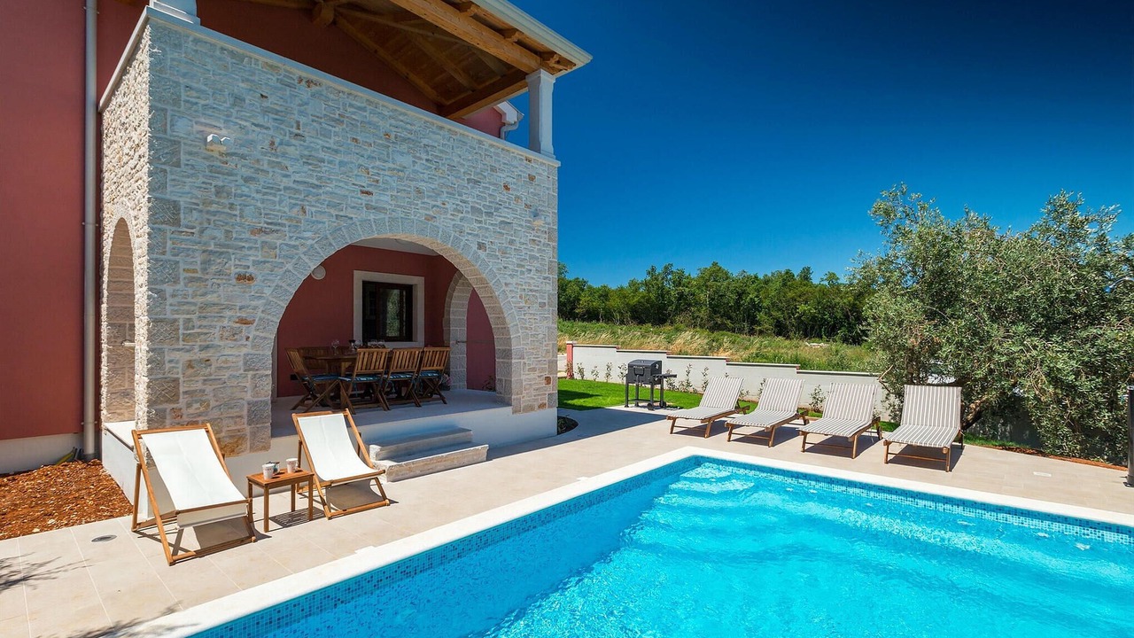 Photo of Outdoor in Vrvari
