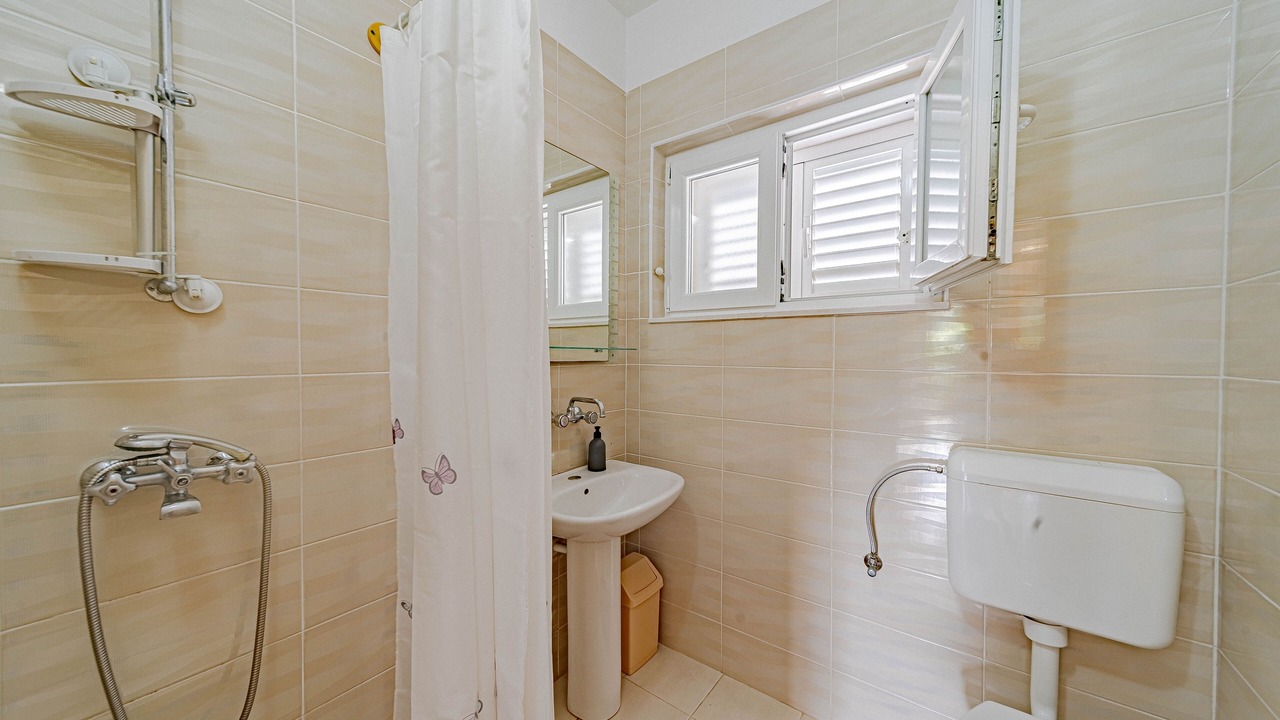 Photo of Bathroom in Rasohatica