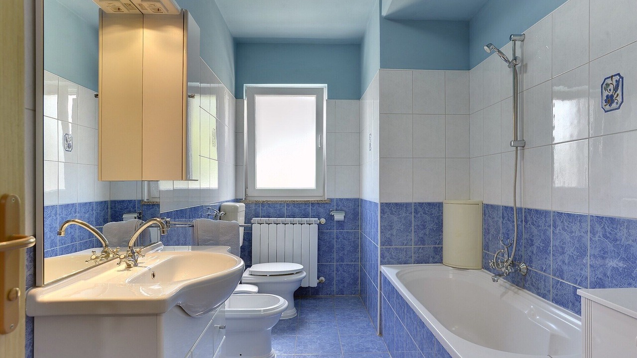 Photo of Bathroom in Lindar