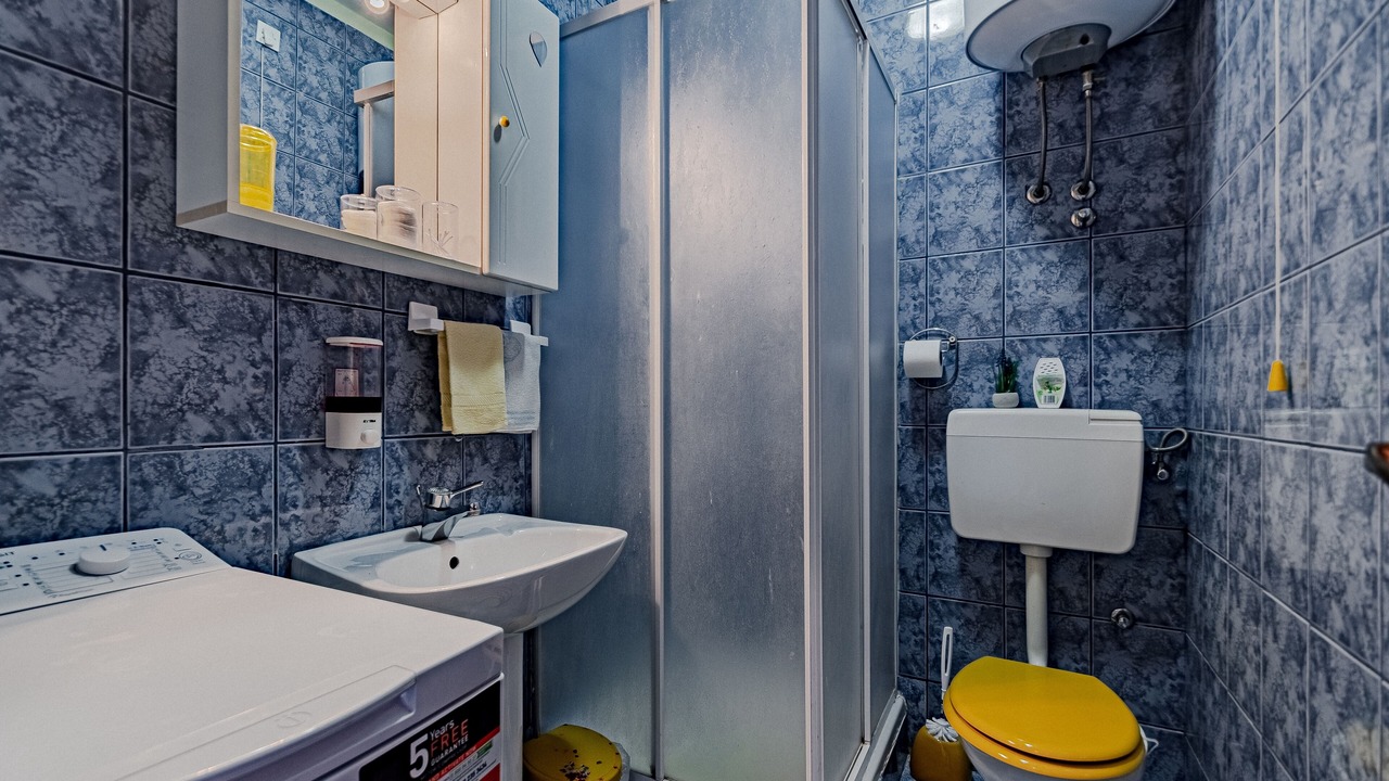 Photo of Bathroom in Kneza