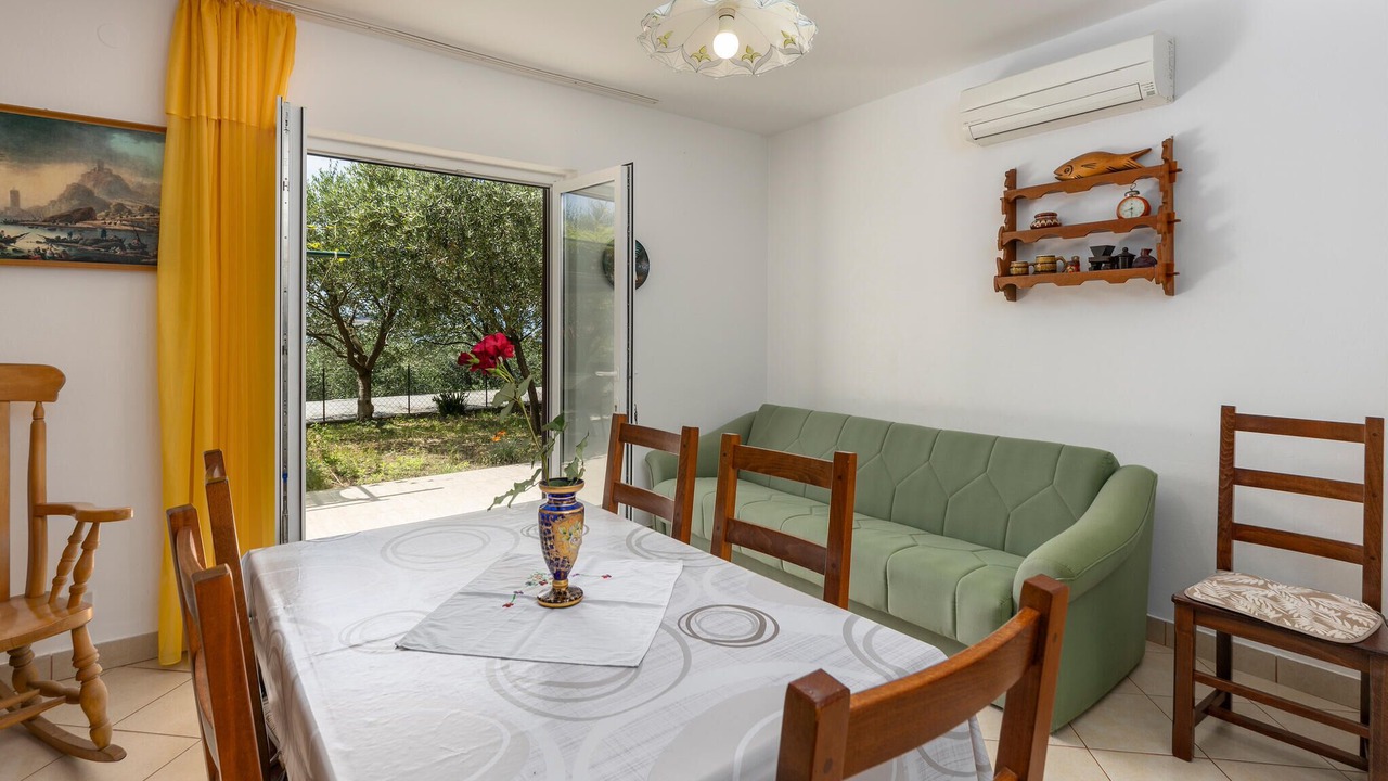 Photo of Bedroom in Omisalj