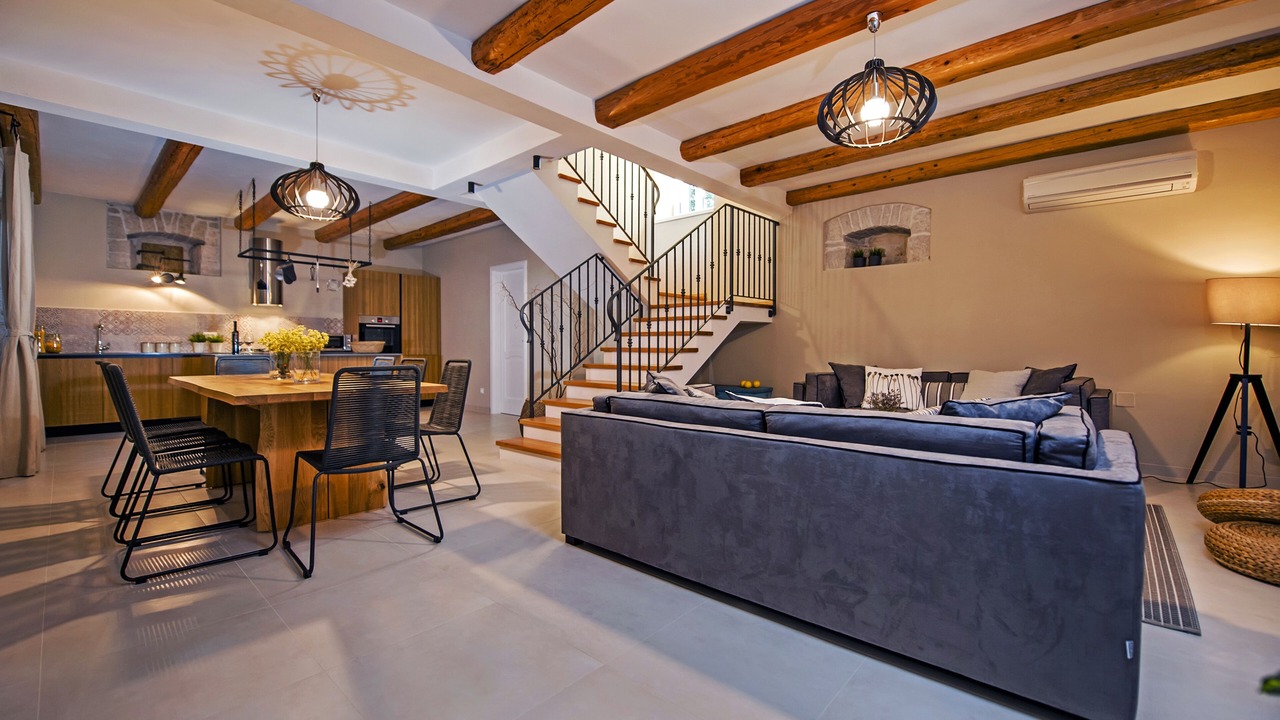 Photo of Livingroom in Mrgani