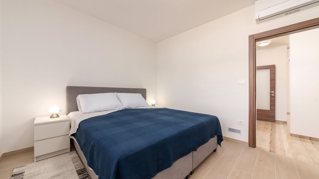 Photo of Bedroom in Draguc