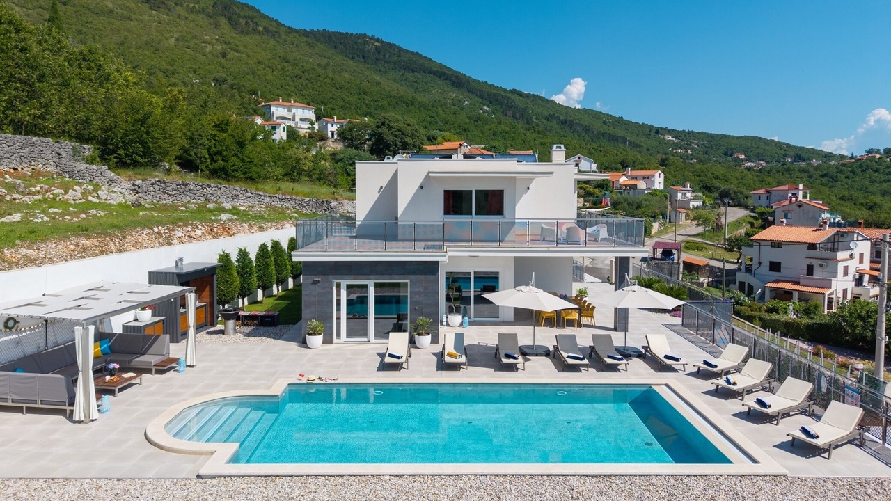 Photo of Outdoor in Martina