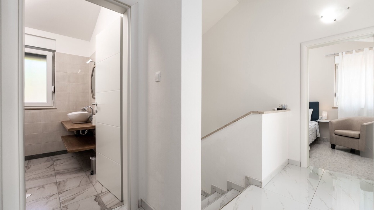 Photo of Bathroom in Brgod
