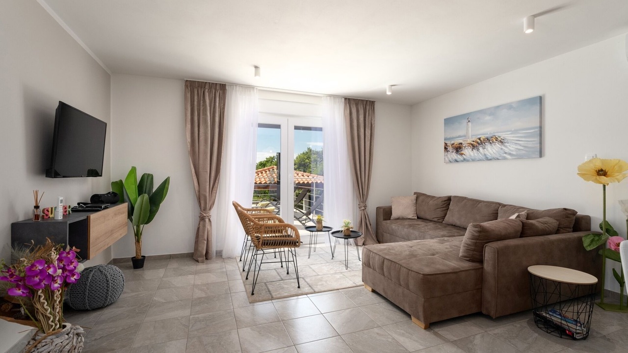 Photo of Livingroom in Brgod