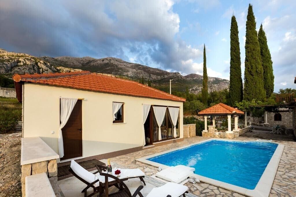 Photo of Outdoor in Mihanici