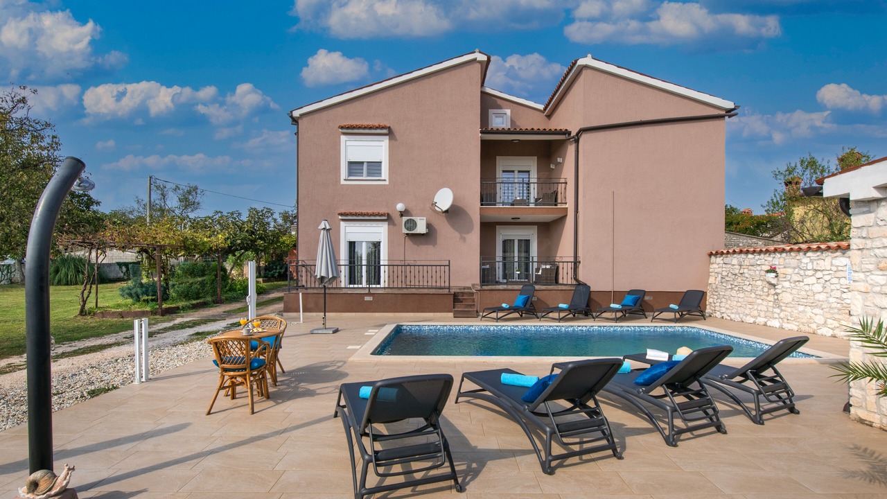 Photo of Outdoor in Belavici