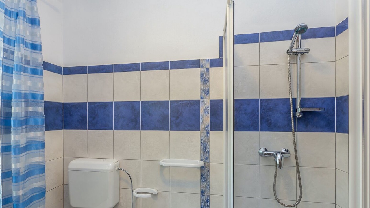 Photo of Bathroom in Nerezine
