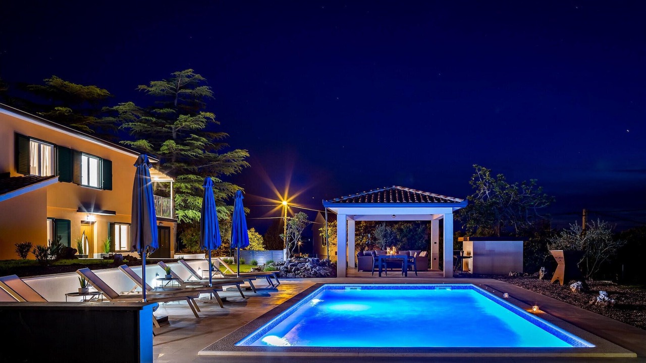 Photo of Outdoor in Rogocana