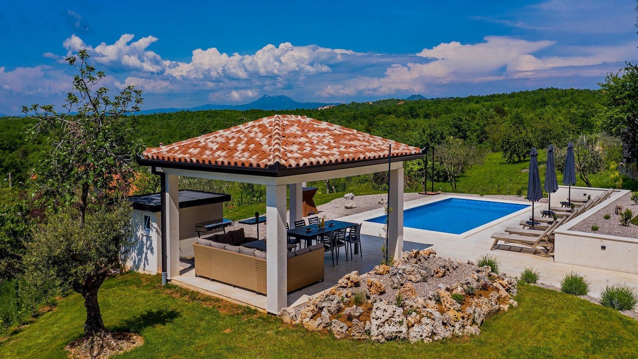 Photo of Outdoor in Rogocana