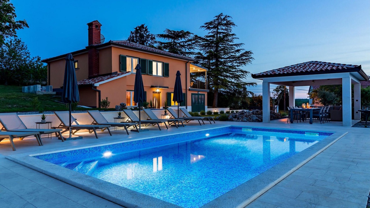 Photo of Outdoor in Rogocana