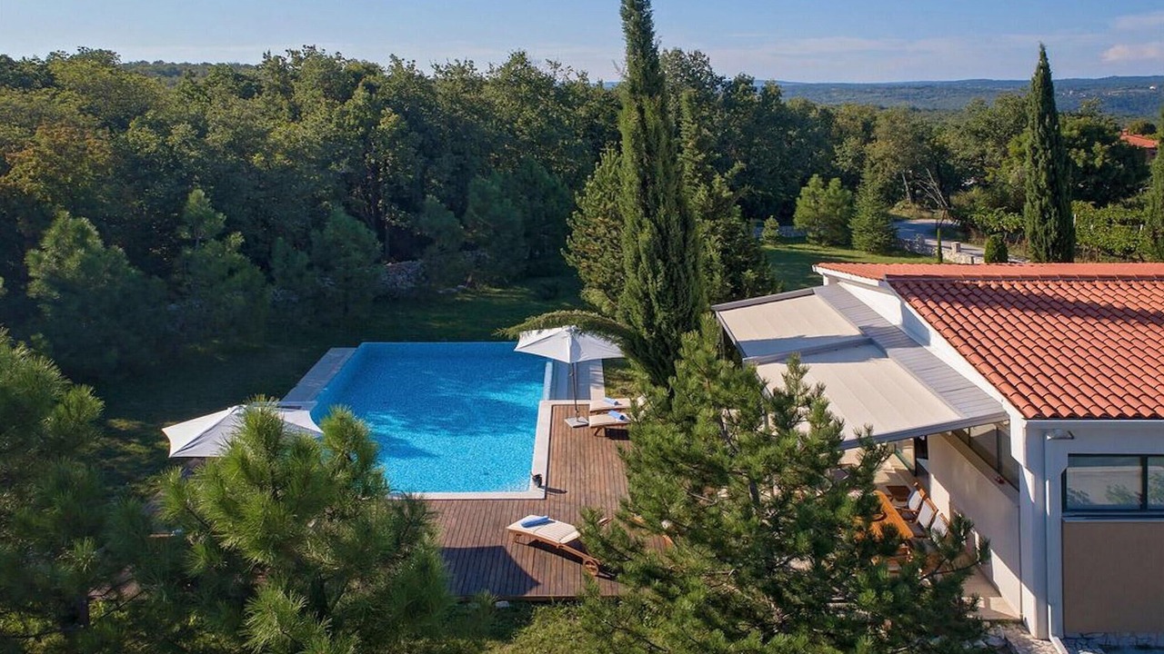 Photo of Outdoor in Rogocana