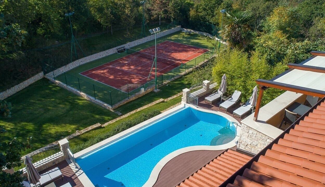 Photo of Outdoor in Kapelica