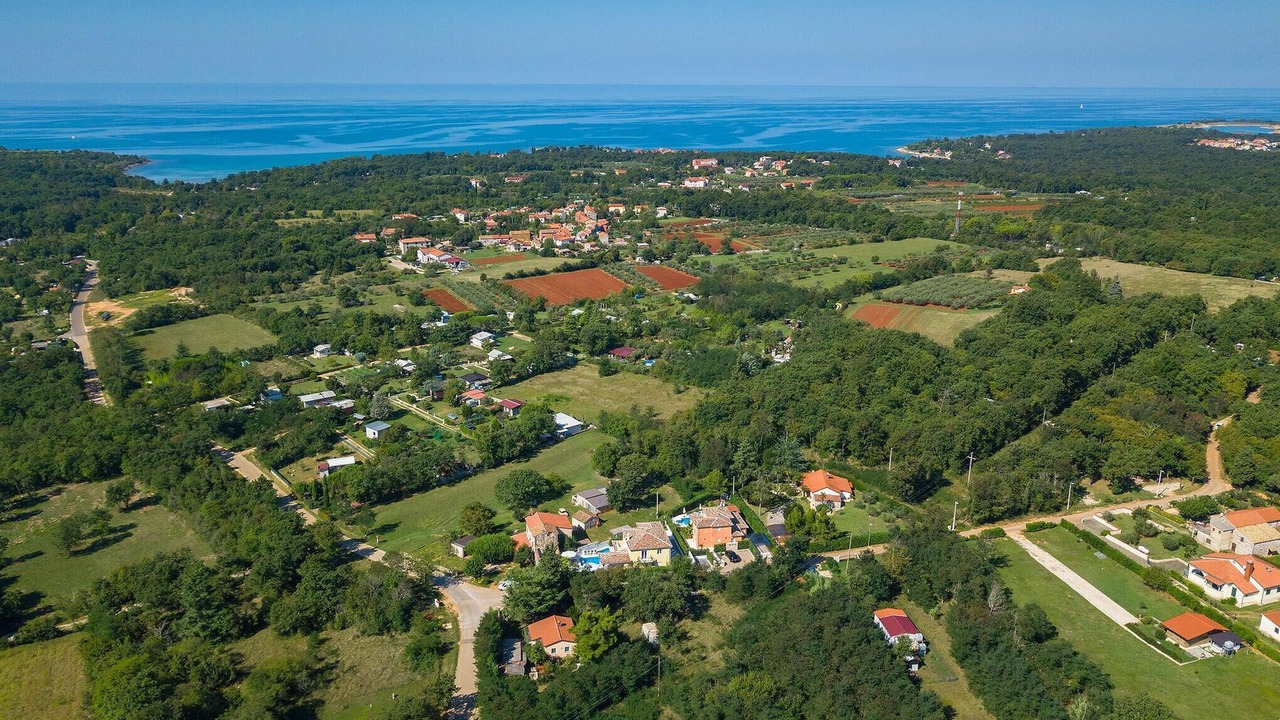 Photo of Others in Babici