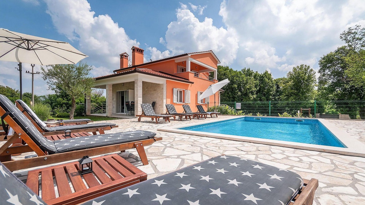 Photo of Outdoor in Topid
